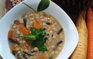 Potaje de garbanzos con espagueti de mar
